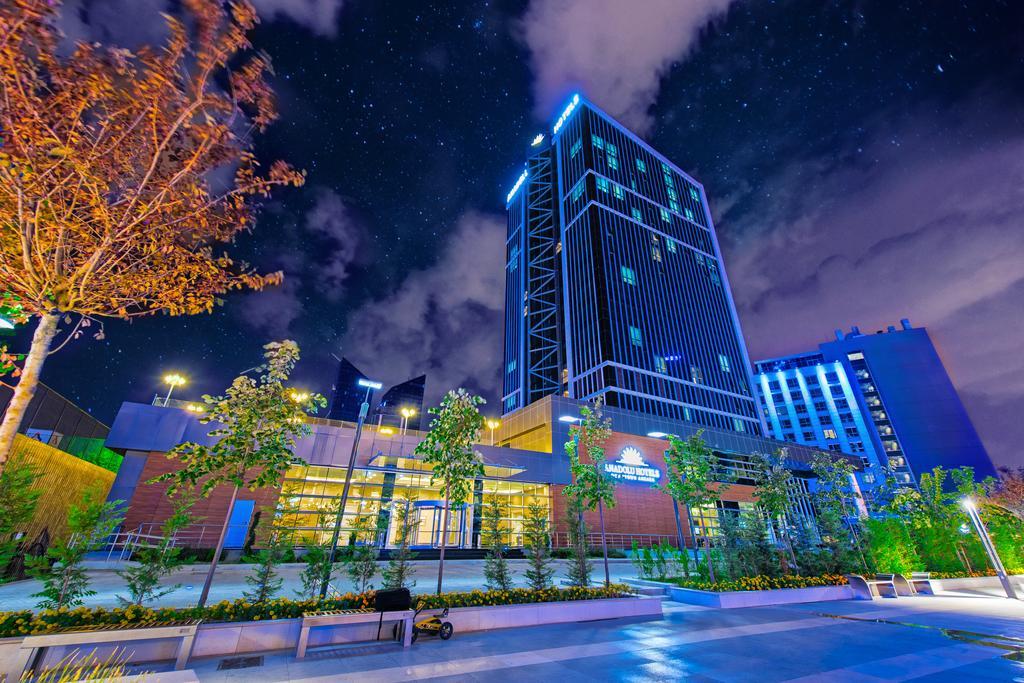 安卡拉市中心阿纳多卢酒店 外观 照片 The hotel at night
