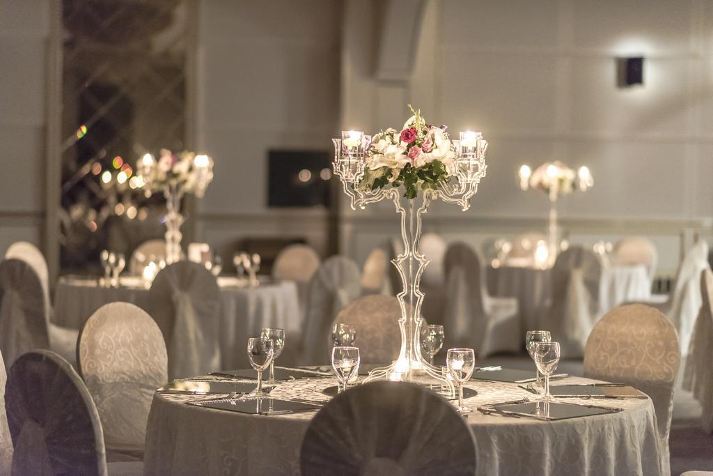 安卡拉市中心阿纳多卢酒店 外观 照片 The ballroom at the hotel