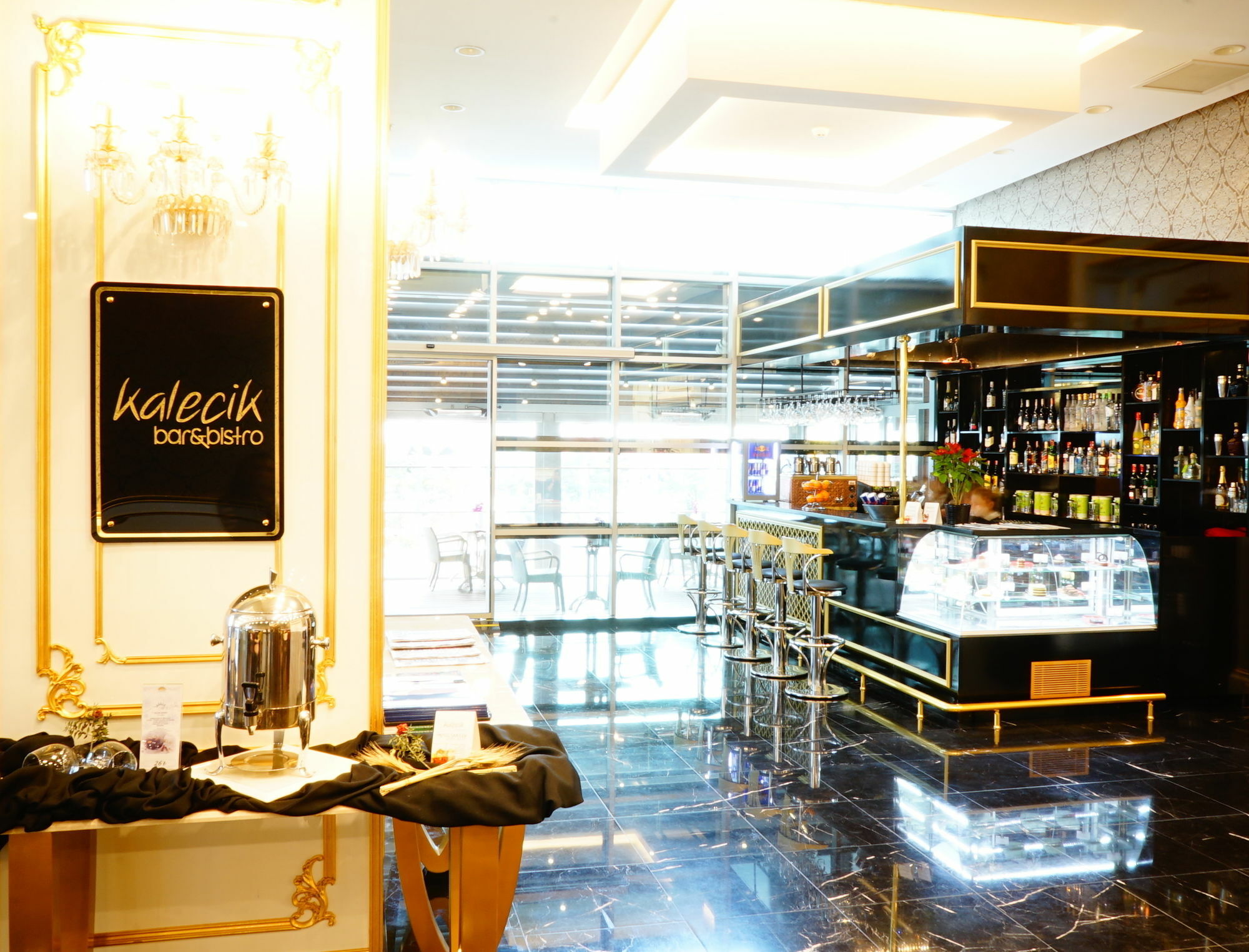 安卡拉市中心阿纳多卢酒店 外观 照片 Kaleoik Bar